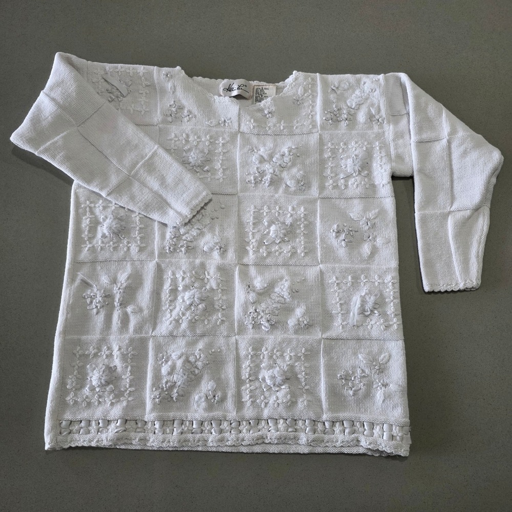 Kathie Lee Vintage White Patchwork Floral Embroidered Ramie Cotton Sweater Small